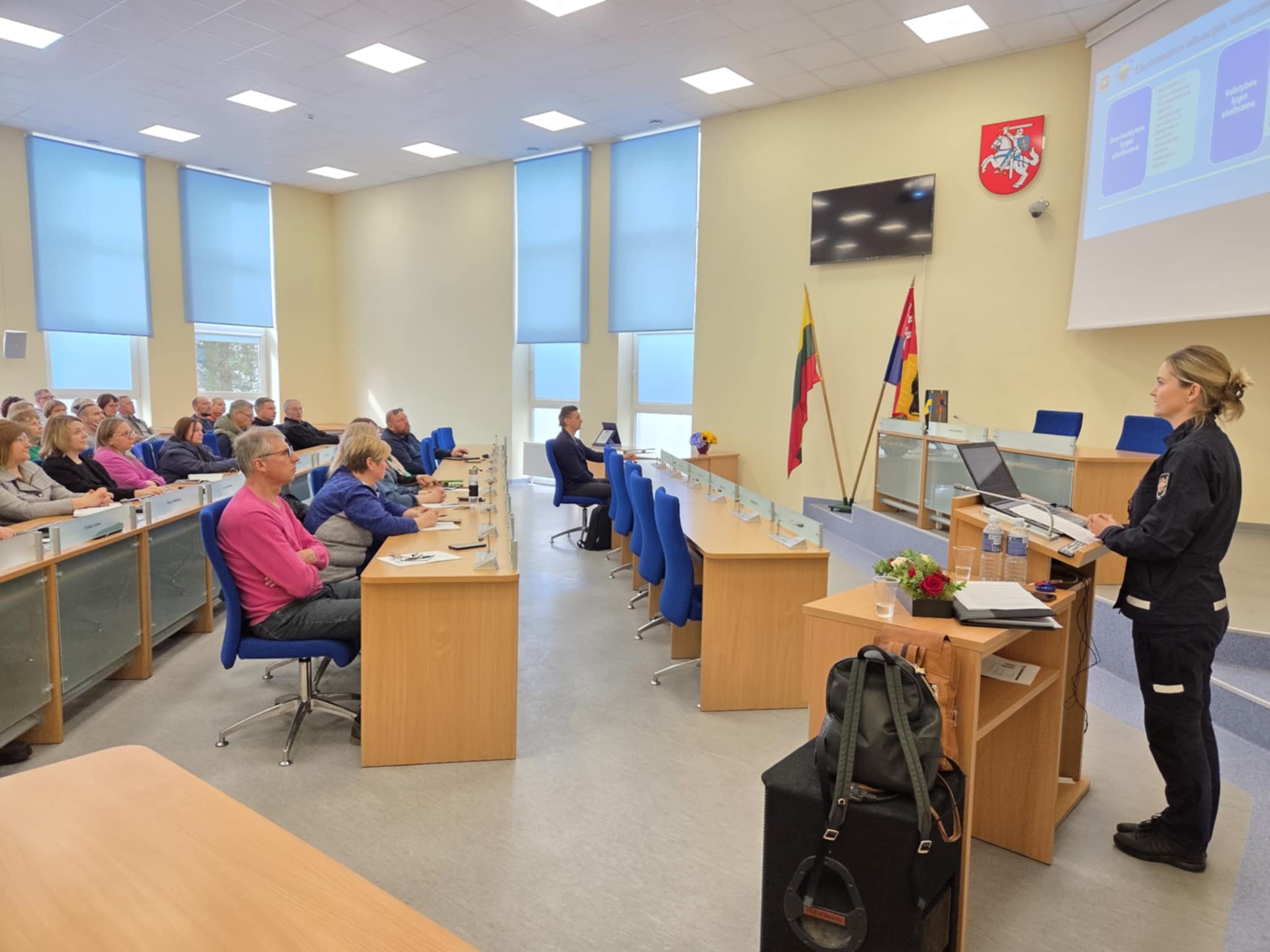 Dalinosi žiniomis, kaip krizių atveju organizuoti pagalbą gyventojams
